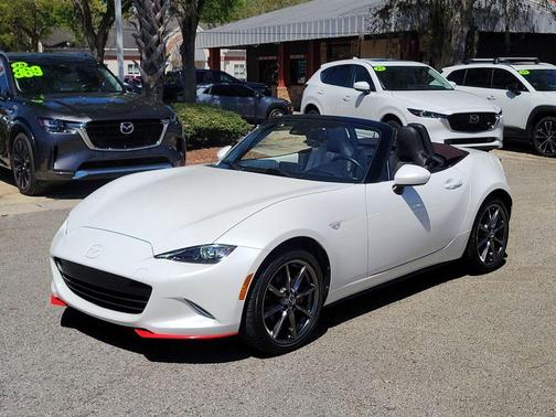 Snowflake White Pearl 2018 Mazda MX-5 Miata Grand Touring