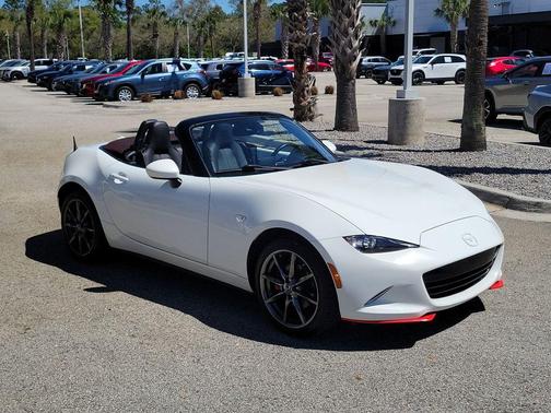 Snowflake White Pearl 2018 Mazda MX-5 Miata Grand Touring