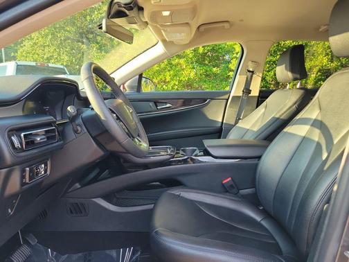 Gray Metallic 2023 Lincoln Nautilus Standard
