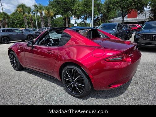 2025 Mazda MX-5 Miata RF Grand Touring