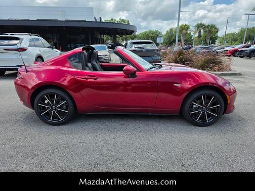 2025 Mazda MX-5 Miata RF Grand Touring