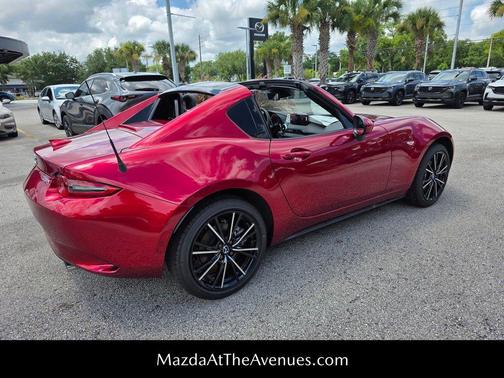2025 Mazda MX-5 Miata RF Grand Touring