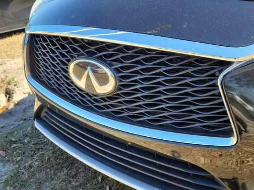 2019 INFINITI QX30 ESSENTIAL