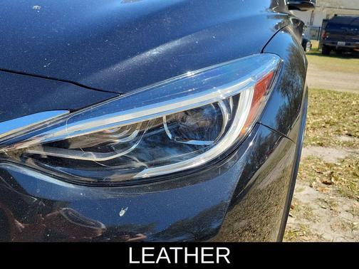 2019 INFINITI QX30 ESSENTIAL