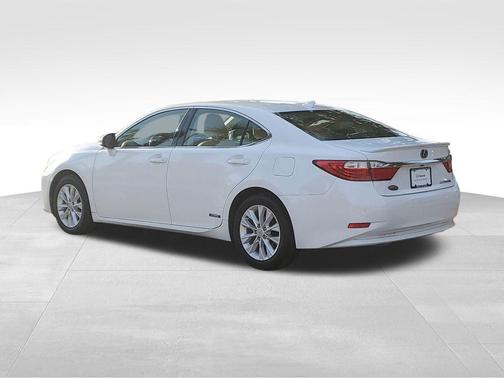 2013 Lexus ES 300h Base