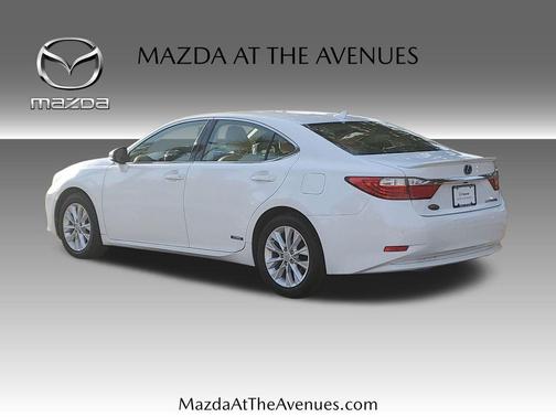 2013 Lexus ES 300h Base