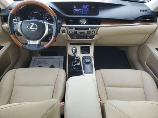 2013 Lexus ES 300h Base