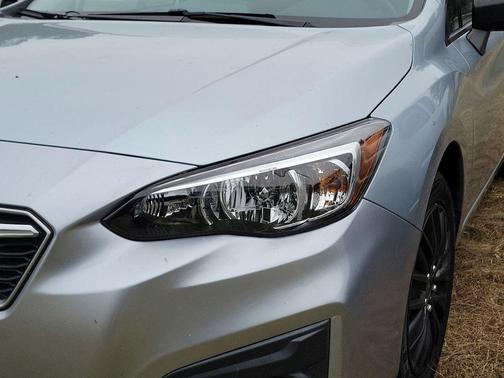 2018 Subaru Impreza 2.0i