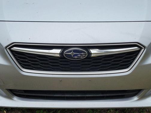 2018 Subaru Impreza 2.0i