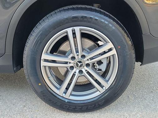 2021 Mercedes-Benz GLC 300 Base