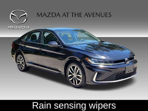 Deep Black Pearl Effect 2025 Volkswagen Jetta 1.5T SE