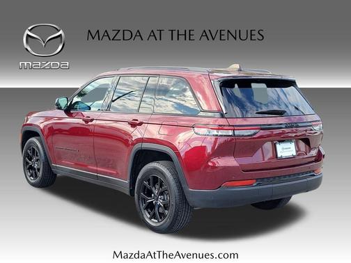 Velvet Red Pearlcoat 2024 Jeep Grand Cherokee Laredo