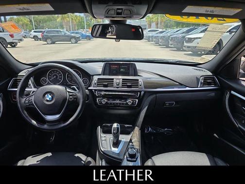 2018 BMW 330 i xDrive