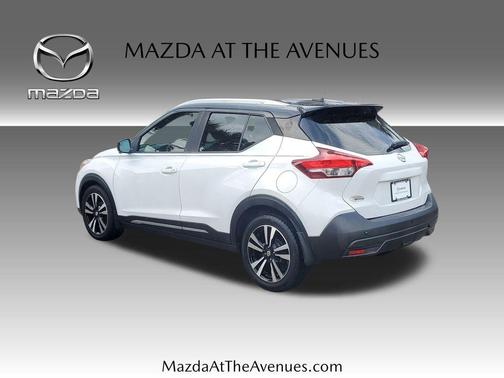 2019 Nissan Kicks SR