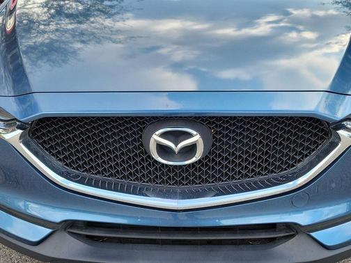 2017 Mazda CX-5 Sport