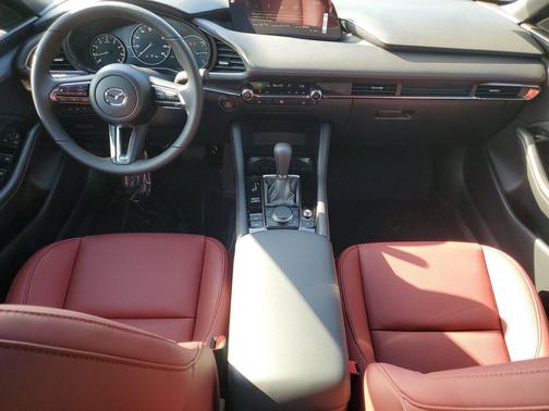 2026 Mazda Mazda3 Carbon Edition