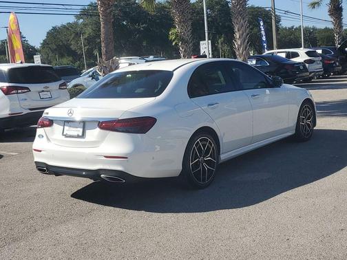2022 Mercedes-Benz E-Class E 350