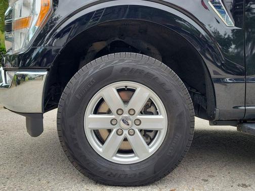 Black Metallic 2021 Ford F-150 XLT