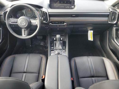 2026 Mazda CX-50 Premium Plus
