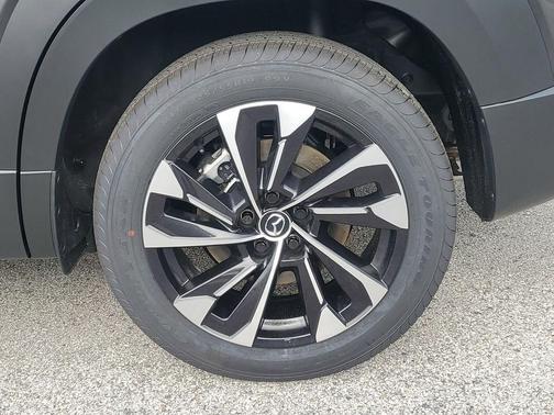 2026 Mazda CX-50 Premium Plus