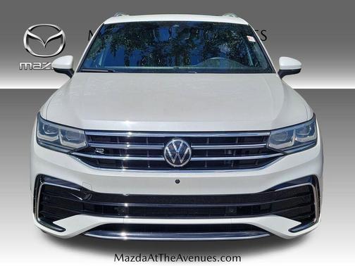 Oryx White Pearl Effect 2022 Volkswagen Tiguan 2.0T SEL R-Line