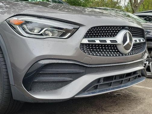 Mountain Gray Metallic 2023 Mercedes-Benz GLA 250 Base 4MATIC