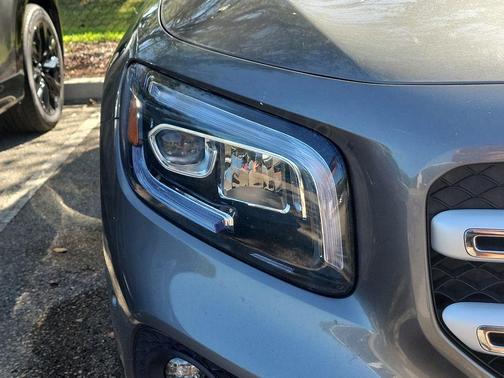 Mountain Gray Metallic 2023 Mercedes-Benz GLB 250 Base 4MATIC