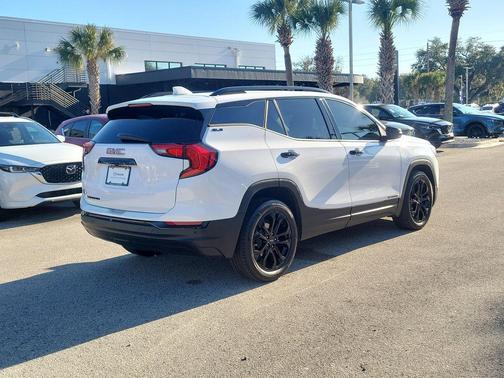 2021 GMC Terrain SLE