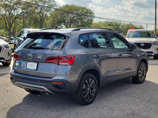 Platinum Gray Metallic 2024 Volkswagen Taos 1.5T S
