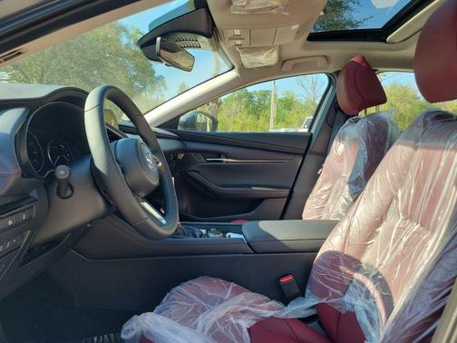 Polymetal Gray Metallic 2026 Mazda Mazda3 2.5 S Carbon Edition