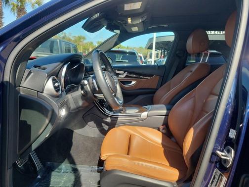 2021 Mercedes-Benz GLC 300 Base