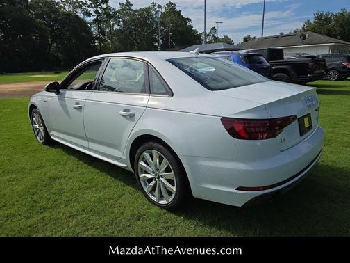 2018 Audi A4 2.0T Tech ultra Premium