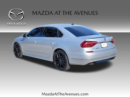 2019 Volkswagen Passat 2.0T SE R-Line