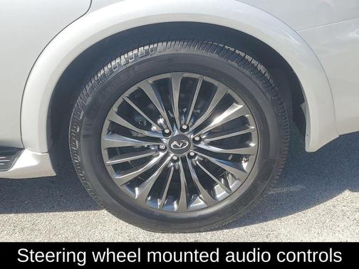 2022 INFINITI QX80 SENSORY