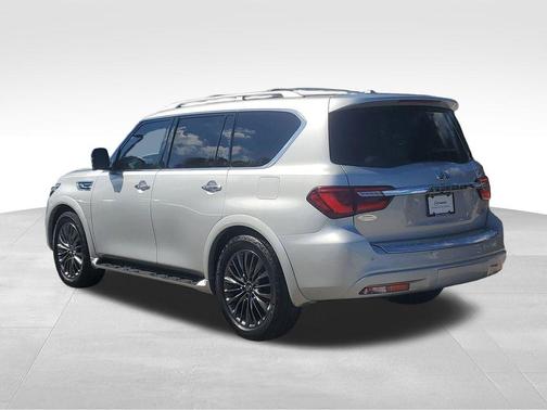 2022 INFINITI QX80 SENSORY