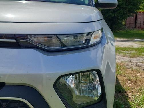 Sparkling Silver 2021 Kia Soul S