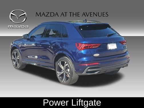 2023 Audi Q3 45 S line Premium