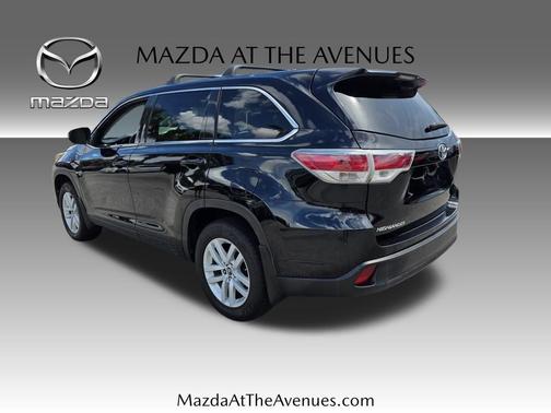 2016 Toyota Highlander LE