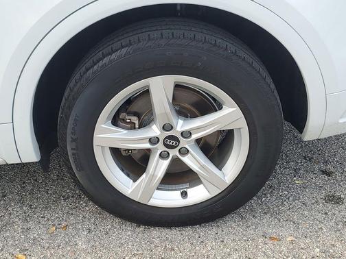 2021 Audi Q5 45 Premium