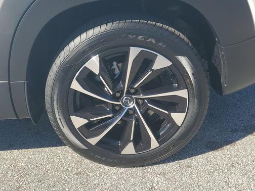 2026 Mazda CX-50 Premium Plus