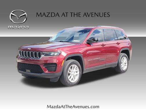 2023 Jeep Grand Cherokee Laredo