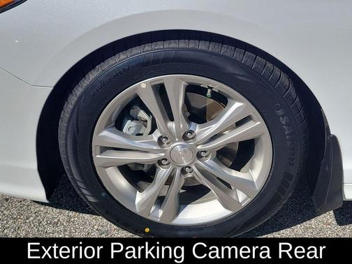 Quartz White Pearl 2018 Hyundai SONATA Limited