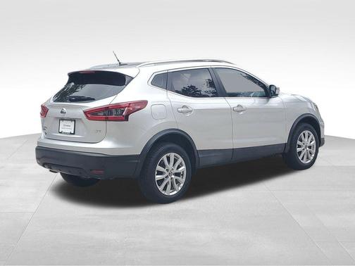 2020 Nissan Rogue Sport SV