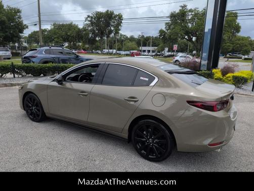 2024 Mazda Mazda3 2.5 Carbon Turbo
