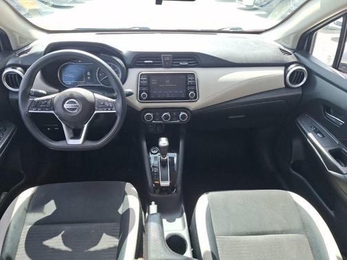2020 Nissan Versa 1.6 SV
