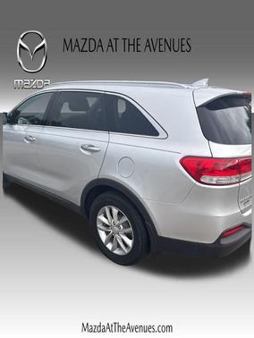 2018 Kia Sorento LX