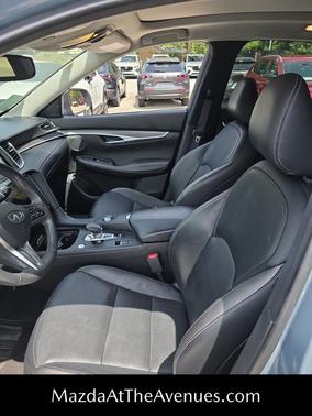 2022 INFINITI QX50 Luxe