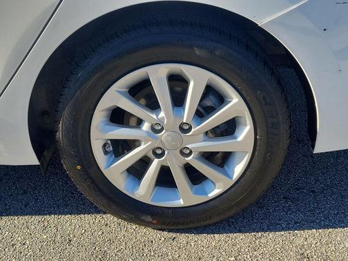 2018 Hyundai Accent SEL