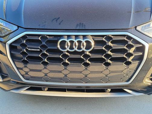 2023 Audi Q5 45 S line quattro Premium