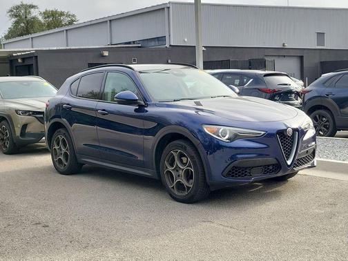 2018 Alfa Romeo Stelvio Base
